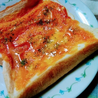 おはようございます(*´˘`*)今朝は、これを食べたくて！全部パンの上で出来るのが洗い物少なくていいですね♪冷蔵庫にいつもあるものだし。とっても美味しかった～♥